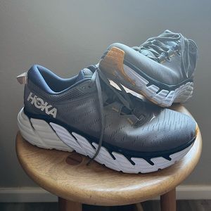 Like New Hoka One One Gaviotta 3 Mens 9.5D